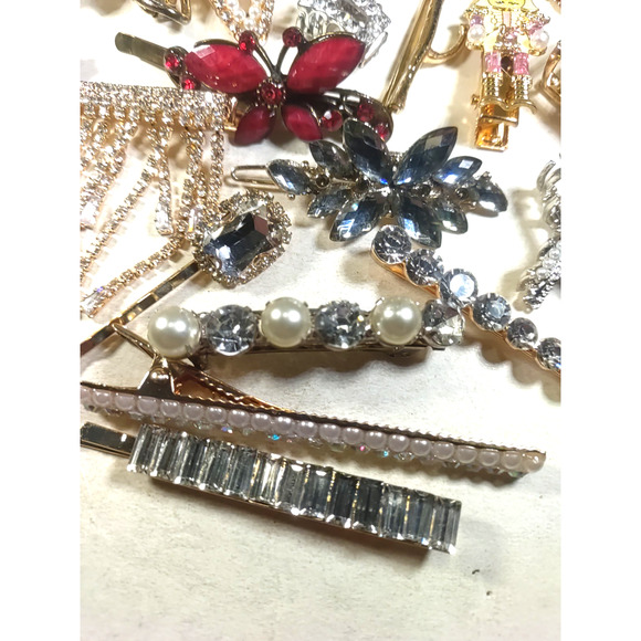 Junk Drawer Lot Hair Barrettes Tension Clips Bobby Pins Christmas Party Fun - Picture 15 of 16